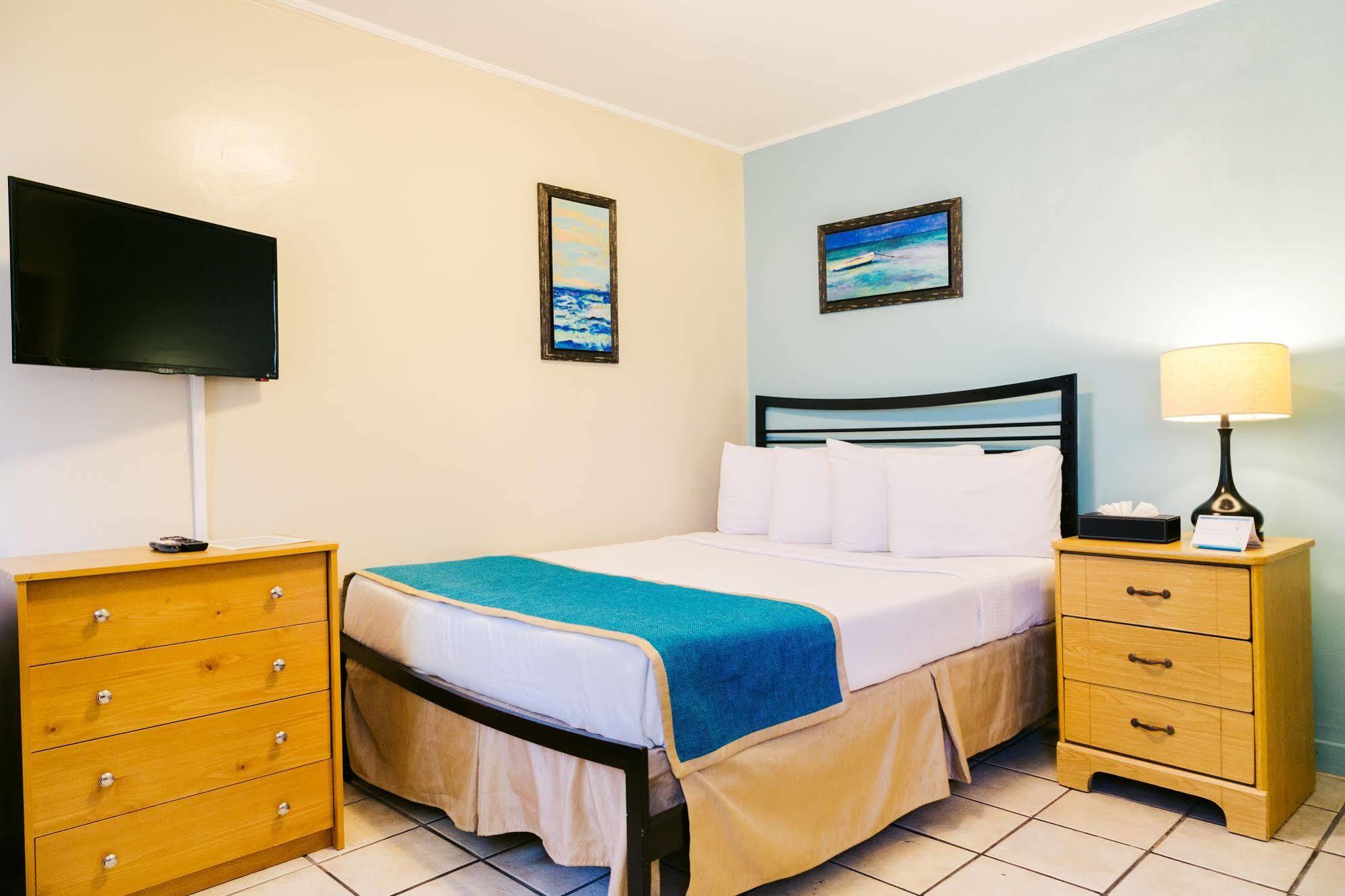 Seashell Motel And International Hostel Key West Exterior photo